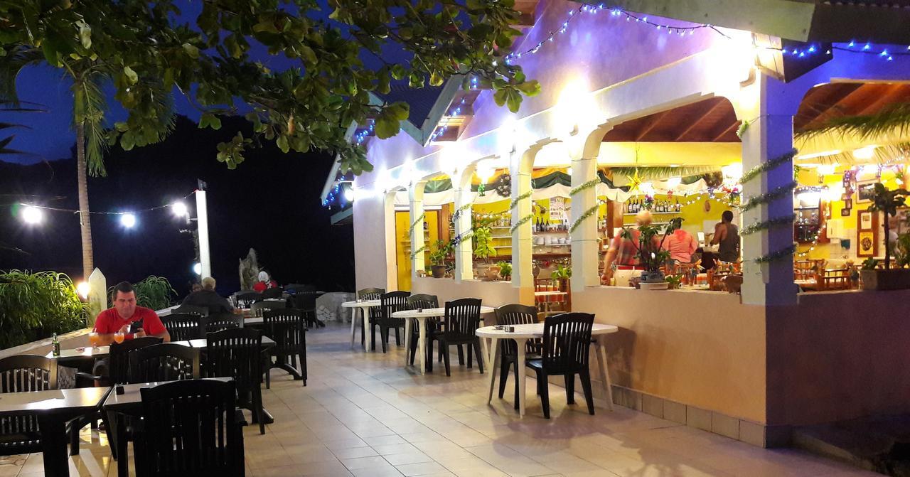 Sunset Bay Club All Inclusive Colihaut Exterior foto